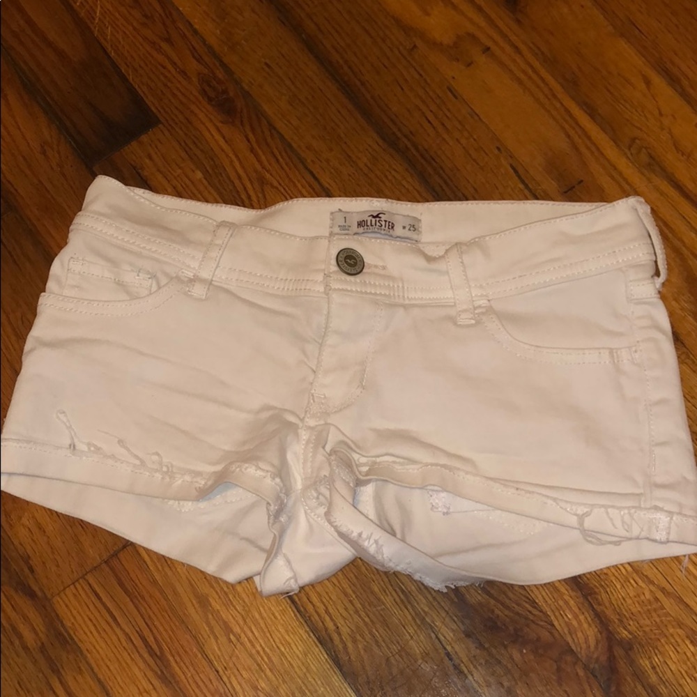 White Hollister Shorts size 1